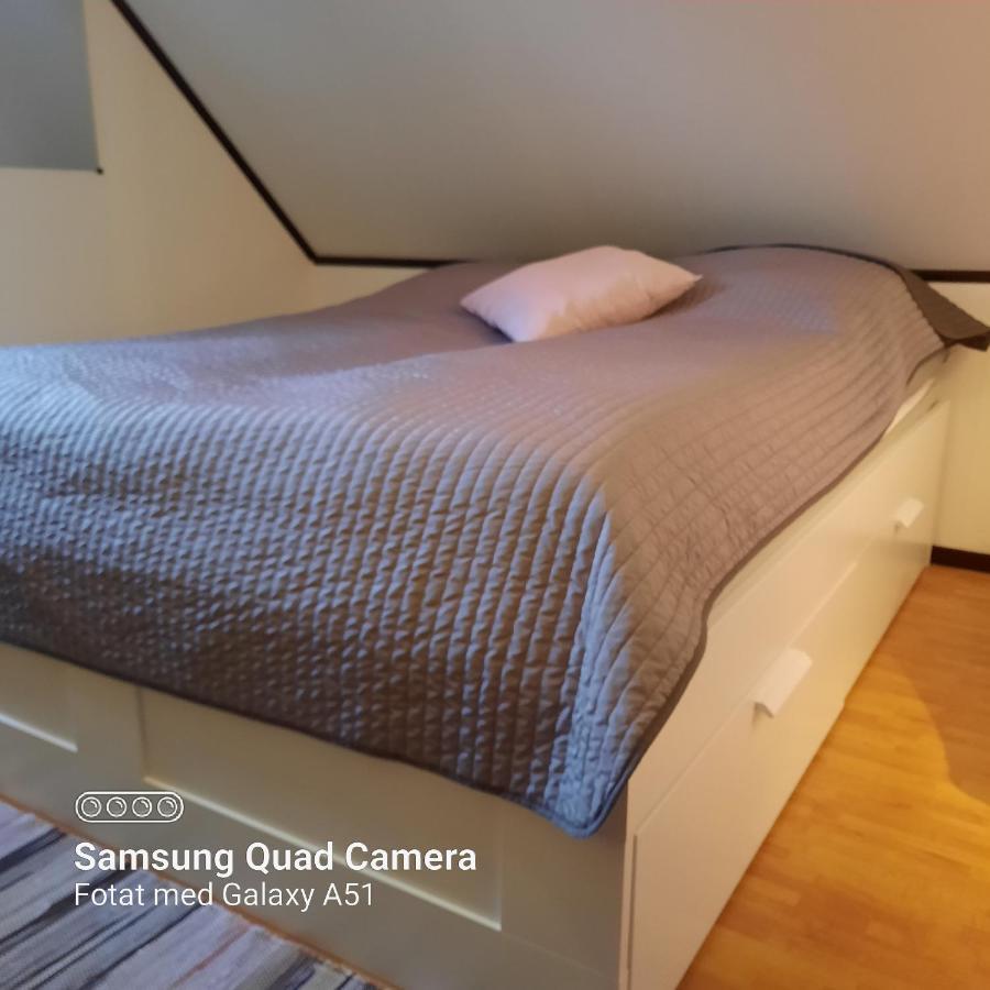 Naturnaera Dubbelrum B&B I Uppsala Ramstalund Luaran gambar