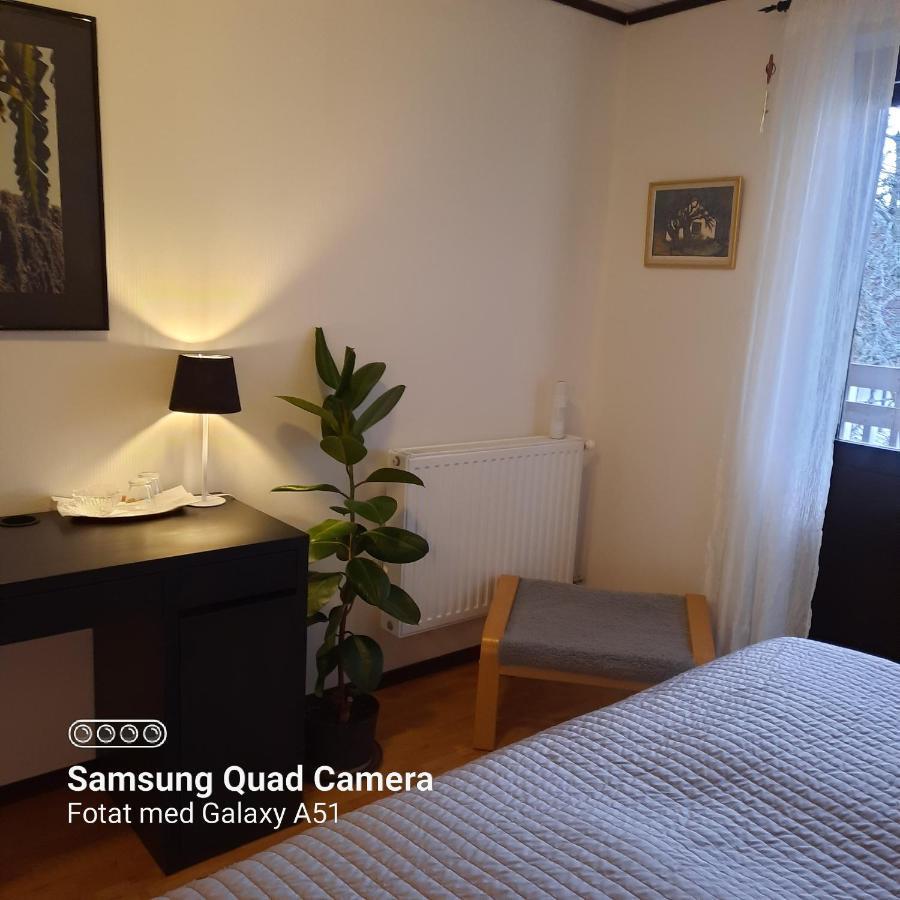 Naturnaera Dubbelrum B&B I Uppsala Ramstalund Luaran gambar