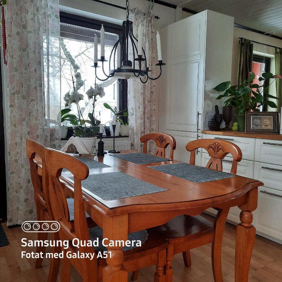 Naturnaera Dubbelrum B&B I Uppsala Ramstalund Luaran gambar