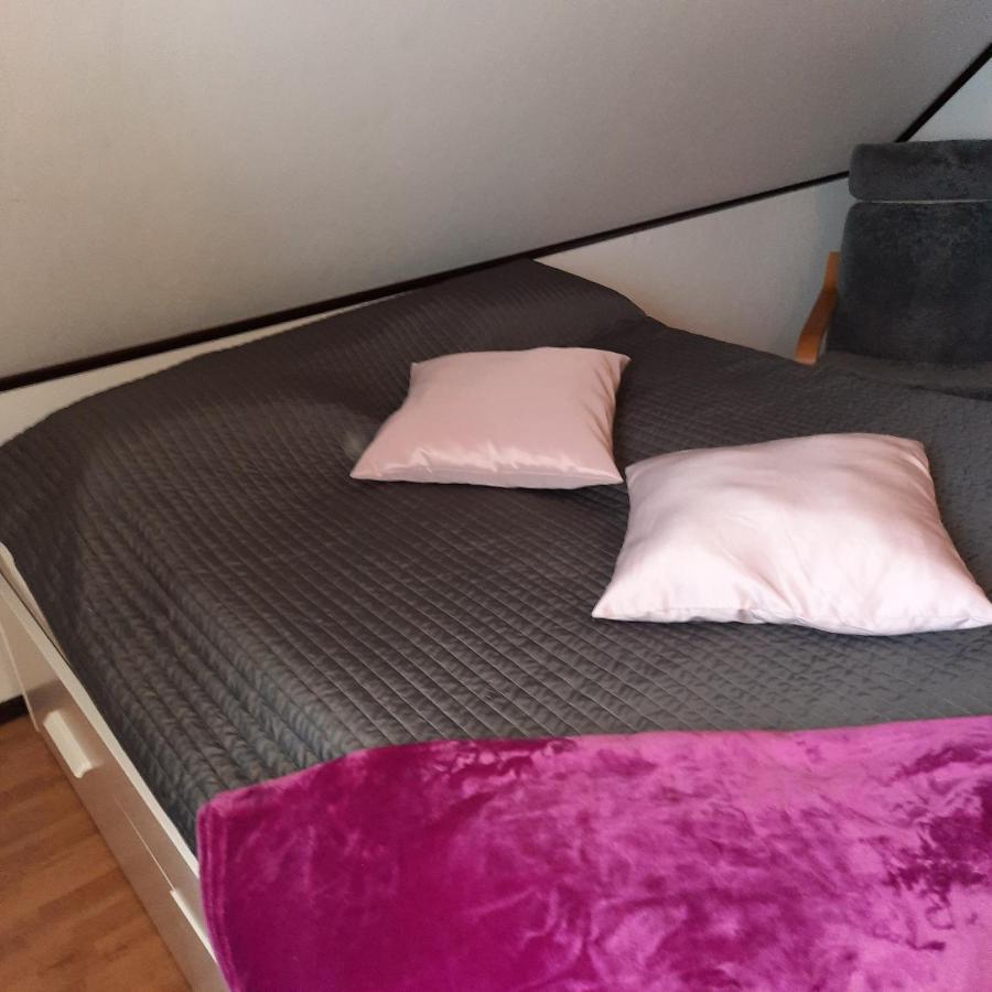 Naturnaera Dubbelrum B&B I Uppsala Ramstalund Luaran gambar